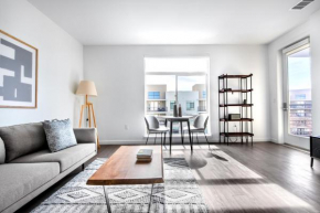Campbell 1BR w Pool Parking nr Groceries SFO-441